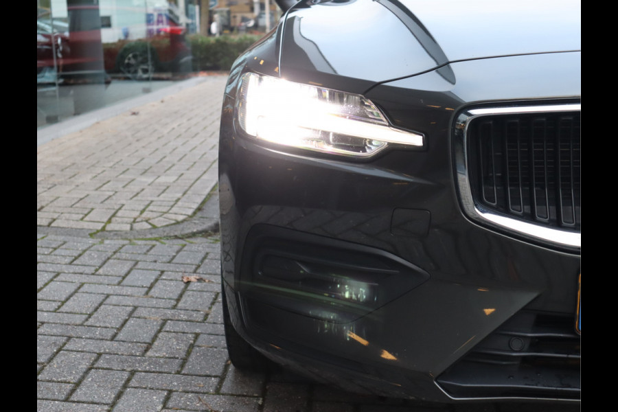 Volvo V60 2.0 T4 211 PK Momentum Pro / Polestar Engineered