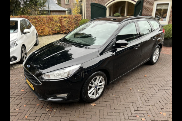 Ford FOCUS Wagon 1.0 125pk L. Edition Navi, Carplay, LMV, Trekhaak, PDC