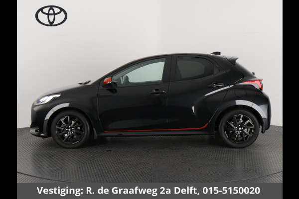 Toyota Yaris 1.5 Hybrid Black Edition | 10 JAAR GARANTIE! | Stoelverwarming | Apple CarPlay & AndroidAUTO | Camera