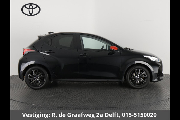 Toyota Yaris 1.5 Hybrid Black Edition | 10 JAAR GARANTIE! | Stoelverwarming | Apple CarPlay & AndroidAUTO | Camera