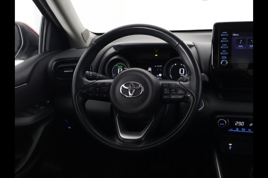 Toyota Yaris 1.5 Hybrid Black Edition | 10 JAAR GARANTIE! | Stoelverwarming | Apple CarPlay & AndroidAUTO | Camera