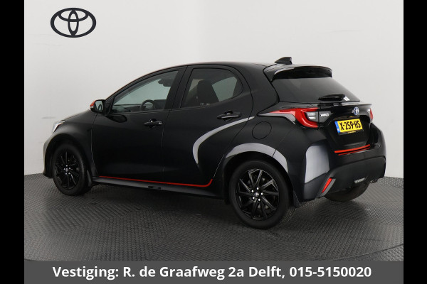 Toyota Yaris 1.5 Hybrid Black Edition | 10 JAAR GARANTIE! | Stoelverwarming | Apple CarPlay & AndroidAUTO | Camera