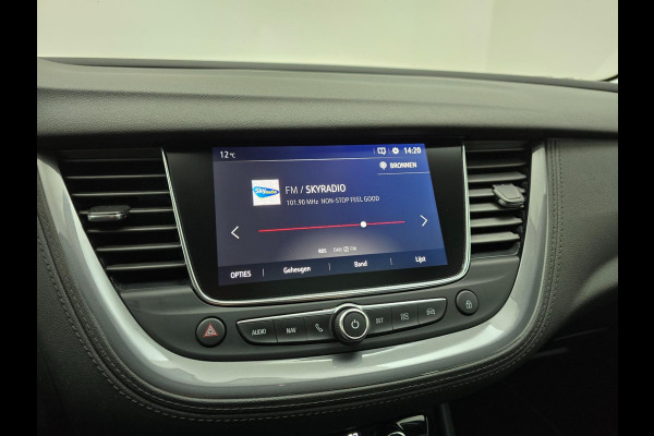 Opel Grandland X Occasion met trekhaak en parkeercamera | Tweedehands Opel Grandland X met parkeersensoren en carplay | Panorama |