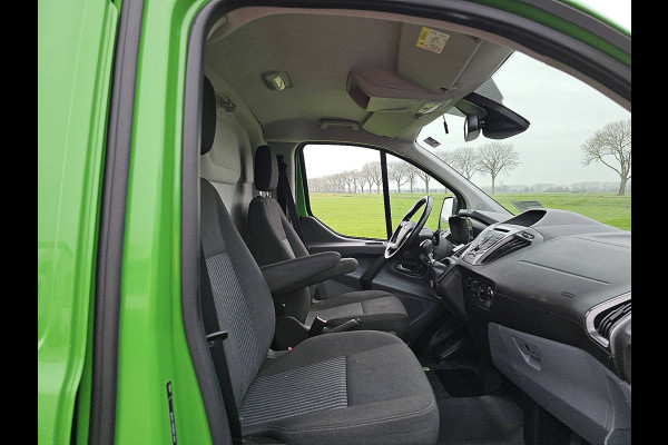 Ford Transit Custom 290 2.0 TDCI L2H1 Trend airco, navi, pdc, camera, trekhaak