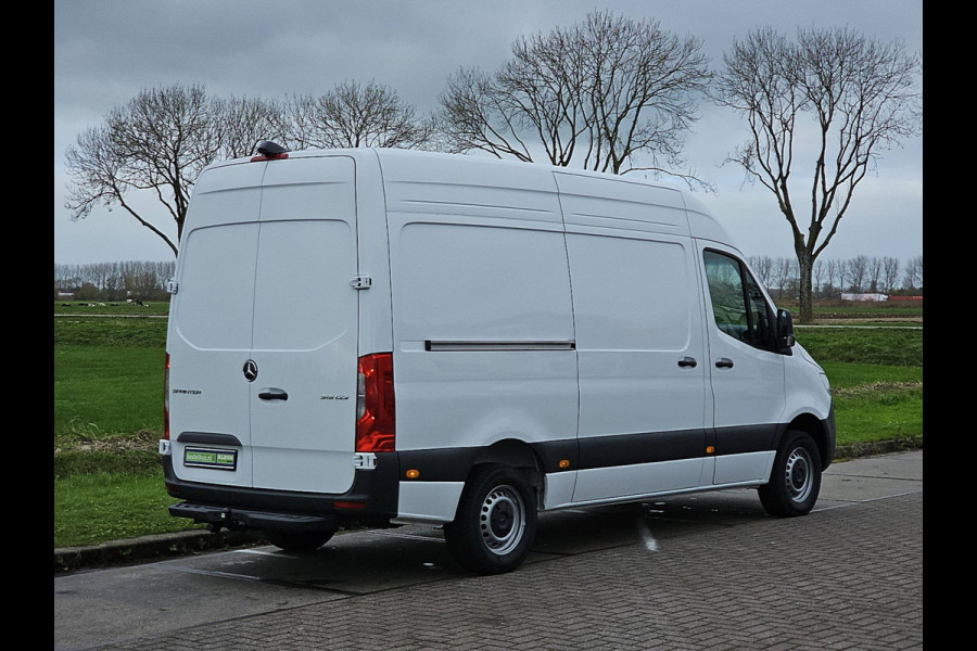 Mercedes-Benz Sprinter 315 1.9 CDI L2H2 FWD Facelift Mbux10 Automaat RWD 150Pk Nieuw BPM-Vrij Euro6 Trekhaak!