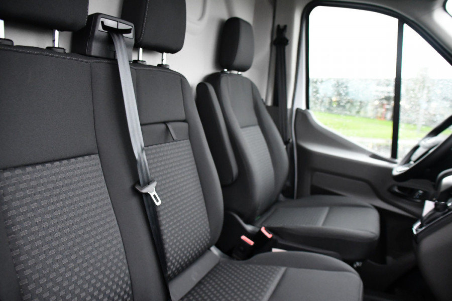 Ford Transit 350 2.0 TDCI L3H2 PB Edition Cruise, Carplay, Automaat, 130PK, Stoelverwarming, Trekhaak, Multimedia, NAVI, UNIEK!