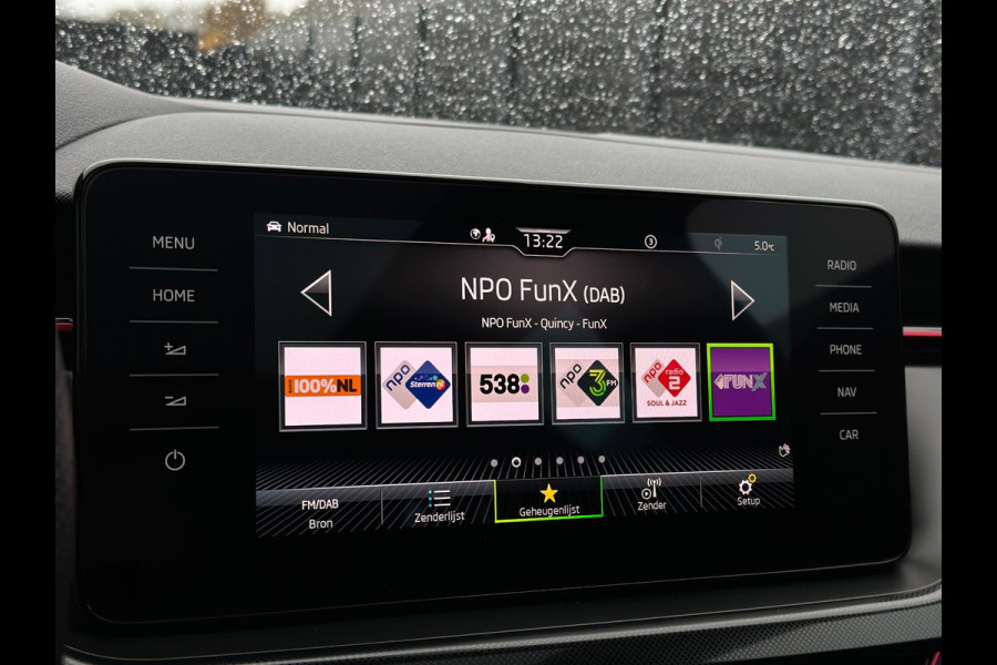 Škoda SCALA 1.0 TSI Monte Carlo CarPlay Panorama