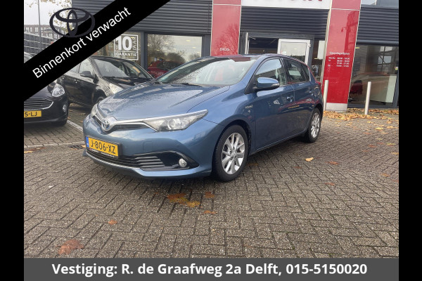 Toyota Auris 1.8 Hybrid Dynamic | Parkeersensoren voor | Parkeerhulp camera | Climate Control