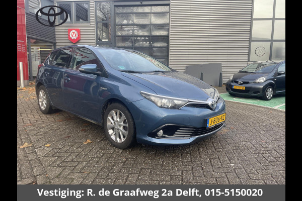 Toyota Auris 1.8 Hybrid Dynamic | Parkeersensoren voor | Parkeerhulp camera | Climate Control