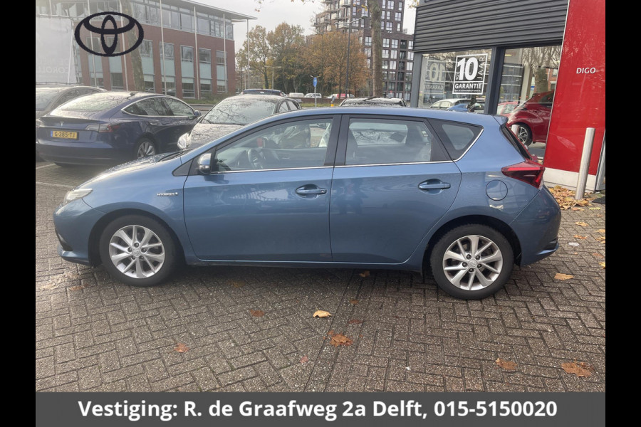 Toyota Auris 1.8 Hybrid Dynamic | Parkeersensoren voor | Parkeerhulp camera | Climate Control