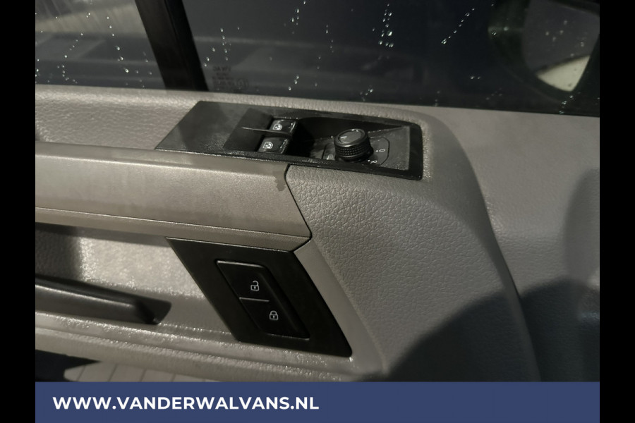 Volkswagen Crafter 2.0 TDI 141pk L4H3 L3H2 Euro6 Airco | 2x zijdeur | Camera | Apple Carplay Android Auto, Parkeersensoren, Bijrijdersbank