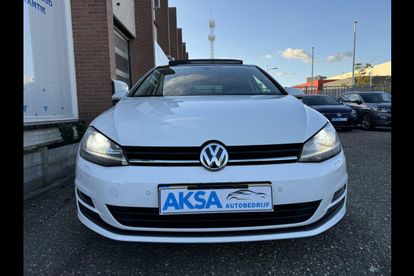 Volkswagen Golf 1.4 TSI Highline Pano/DynamicLight/Xenon/Massage/Leder/Cruise/Stlvw/Garantie