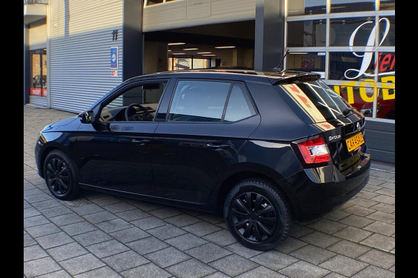 Škoda Fabia 1.0 TSI Ambition - 66.000 KM I Navigatie / Apple CarPlay I Airco I PDC I Comfort pakket I Dealer onderhouden