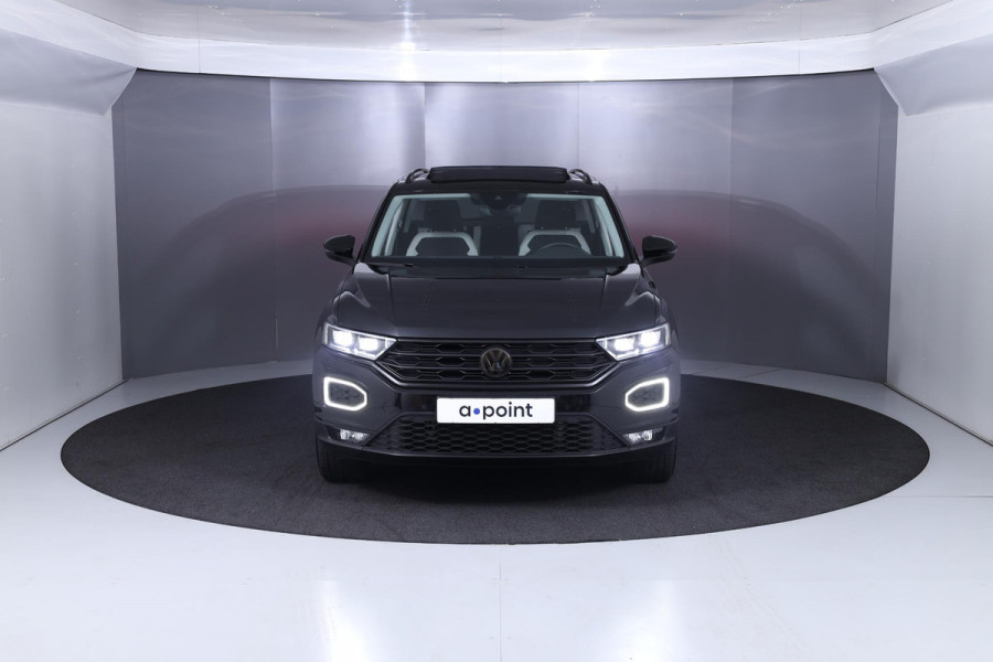 Volkswagen T-Roc 1.5 TSI Sport 150pk DSG | PANO-dak| Navi| Alarm| digital display|