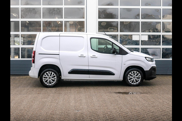 Fiat Doblò 1.5D 100pk L1 1000kg | Clima | Pack Winter | Trekhaak | 16" | Pack Look | Keyless | Camera | Apple Carplay | Beschikbaarheid in overleg !