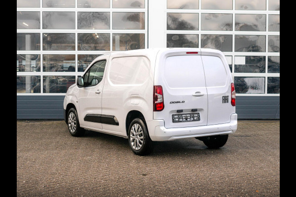 Fiat Doblò 1.5D 100pk L1 1000kg | Clima | Pack Winter | Trekhaak | 16" | Pack Look | Keyless | Camera | Apple Carplay | Beschikbaarheid in overleg !