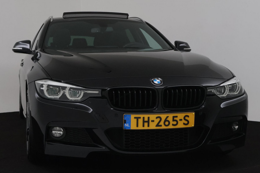 BMW 3 Serie Touring 320i Edition M Sport Shadow High Executive (PANORAMADAK, NAVIGATIE, VIRTUAL, STOELV, LEDER, CRUISE, NL-AUTO)