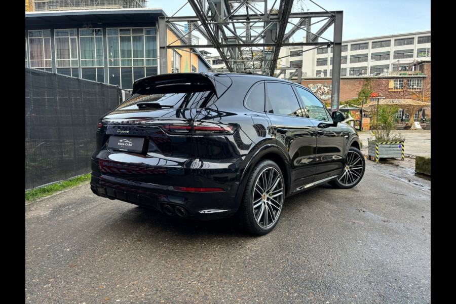 Porsche Cayenne 3.0 E-Hybrid Pano Keramisch Full optie