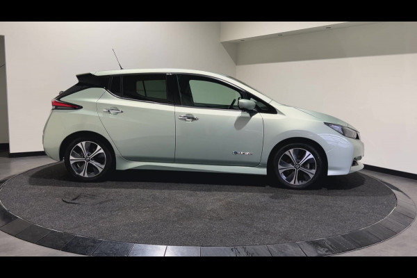 Nissan Leaf 2.ZERO EDITION 40 kWh | Stoelverwarming | Adaptive cruise control | Rondomzicht camera