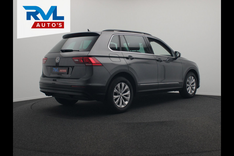 Volkswagen Tiguan 1.5 TSI ACT Highline Pano/dak Leder Apple/Carplay Rondomzicht/Camera