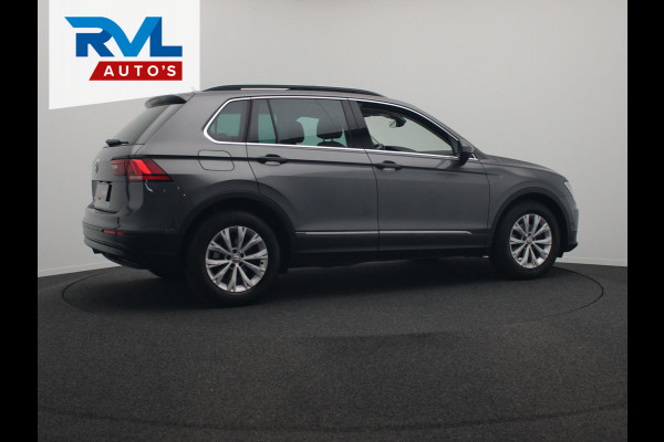 Volkswagen Tiguan 1.5 TSI ACT Highline Pano/dak Leder Apple/Carplay Rondomzicht/Camera