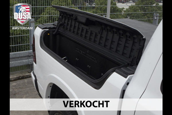 Dodge Ram 1500 Limited 5.7 V8 HEMI E-torque Night Edition / Panoramadak  / Luchtvering / RAMBOX  | Getoonde accessoires zijn verkrijgbaar tegen meerprijs