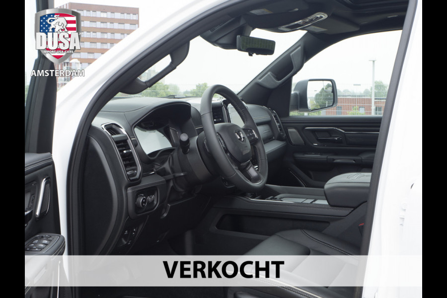 Dodge Ram 1500 Limited 5.7 V8 HEMI E-torque Night Edition / Panoramadak  / Luchtvering / RAMBOX  | Getoonde accessoires zijn verkrijgbaar tegen meerprijs