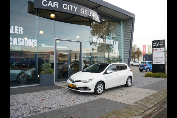 Toyota Auris 1.8 Hybrid Trend / Pano / DAB / Trekhaak / Camera / Navigatie