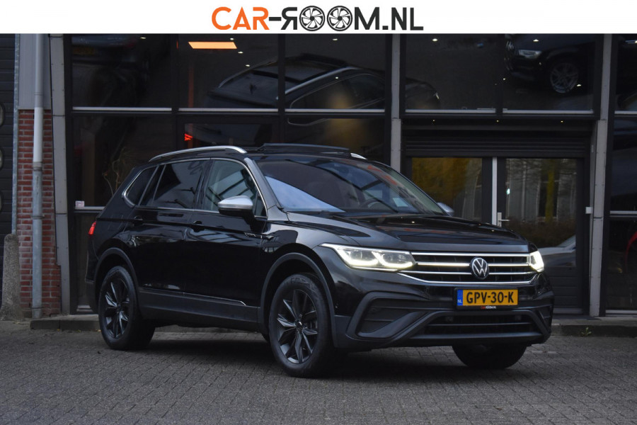 Volkswagen Tiguan Allspace 1.5 TSI Life Pano Lane ACC Keyless Trekhaak