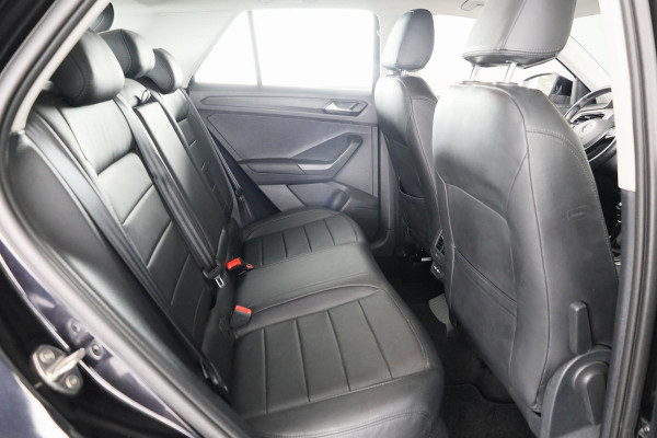 Volkswagen T-Roc 1.5 TSI Style 150PK |Lederen bekleding |  Winterpakket | Multimedia pakket | Stoelen pakket | Spiegel pakket |