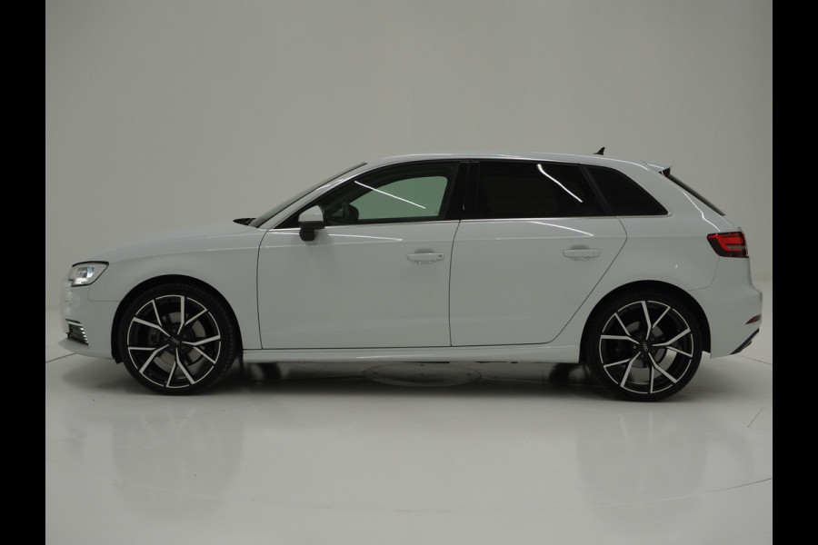 Audi A3 Sportback 40 e-tron | Keyless | Camera | Carplay | Cruise | LED | DAB