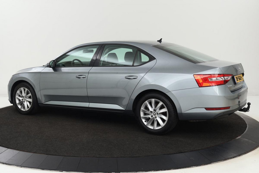 Škoda Superb 1.4 TSI Active | DSG | Trekhaak | Carplay | Climate control | PDC | Cruise control | Bluetooth