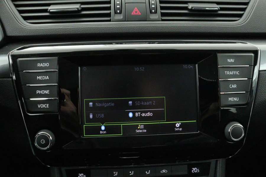 Škoda Superb 1.4 TSI Active | DSG | Trekhaak | Carplay | Climate control | PDC | Cruise control | Bluetooth