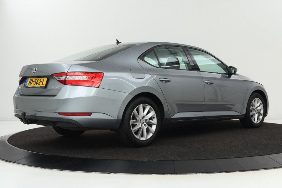 Škoda Superb 1.4 TSI Active | DSG | Trekhaak | Carplay | Climate control | PDC | Cruise control | Bluetooth