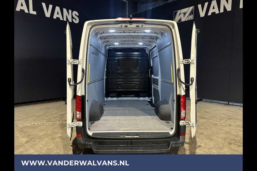 Volkswagen Crafter 2.0 TDI 140pk **BPM VRIJ voor de Ondernemer** L3H3 L2H2 Euro6 Airco | Camera | Apple Carplay | Android Auto Parkeersensoren, Bijrijdersbank