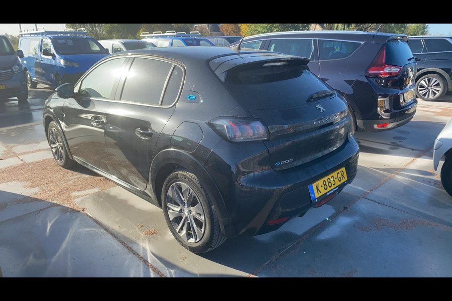 Peugeot e-208 EV Allure Black Pack 50 kWh