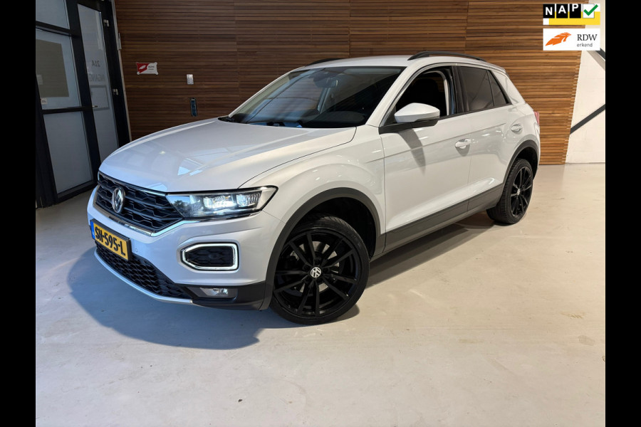 Volkswagen T-Roc 1.0 TSI Style | NL-auto | Full LED | Apple Carplay | PDC | Climatronic | ACC | Lane assist | Ambient |