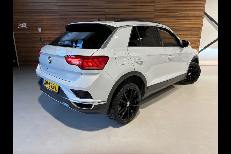 Volkswagen T-Roc 1.0 TSI Style | NL-auto | Full LED | Apple Carplay | PDC | Climatronic | ACC | Lane assist | Ambient |