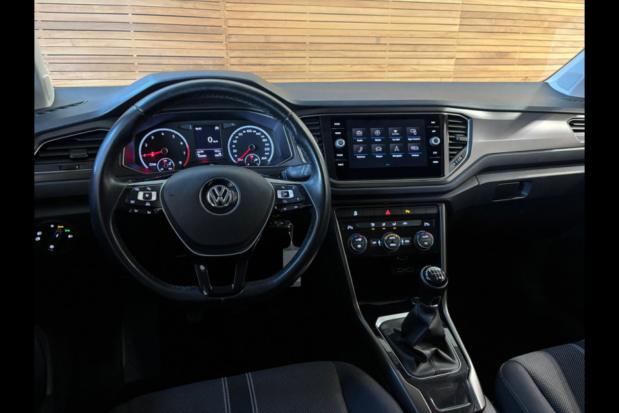 Volkswagen T-Roc 1.0 TSI Style | NL-auto | Full LED | Apple Carplay | PDC | Climatronic | ACC | Lane assist | Ambient |