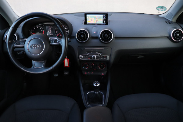 Audi A1 Sportback 1.0 TFSI S-line Xenon LED Cruise