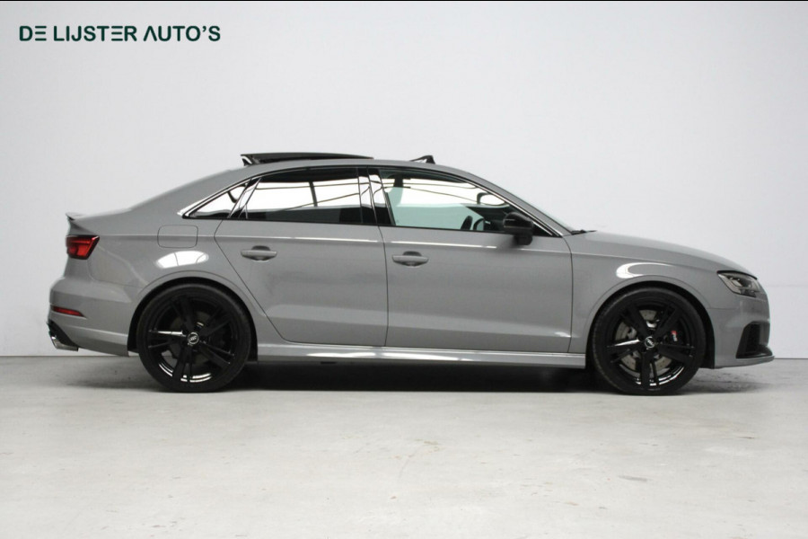 Audi RS3 2.5 TFSI quattro Automaat 400 PK |PANORAMADAK, DEALER ONDERHOUDEN, 1e EIGENAAR, BLACK OPTIC, NARDO GREY|