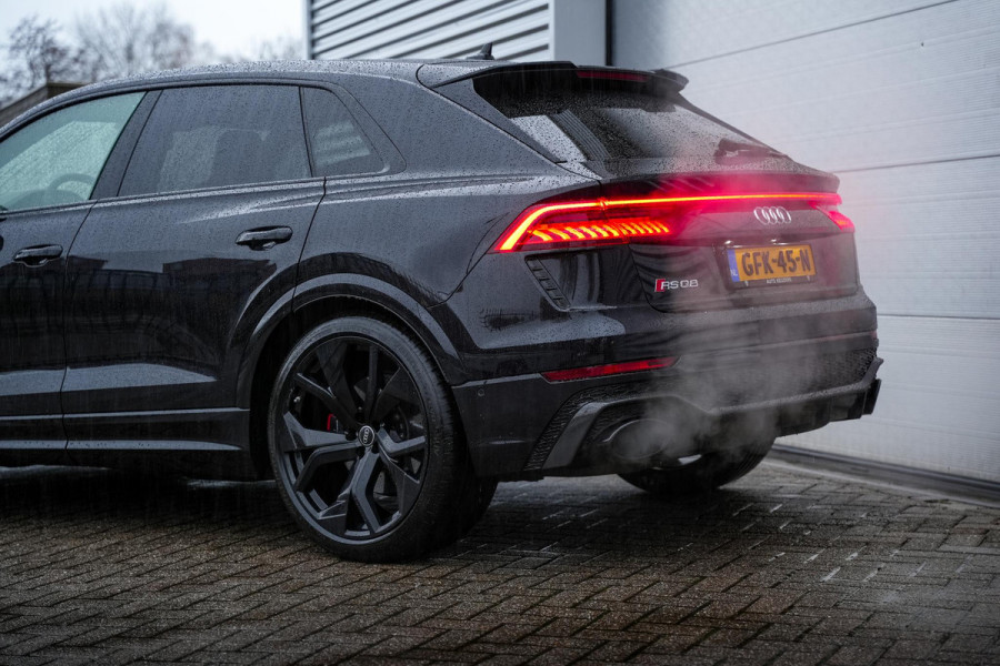 Audi Q8 4.0 TFSI RSQ8 quattro Carbon Keramische B&O Panodak