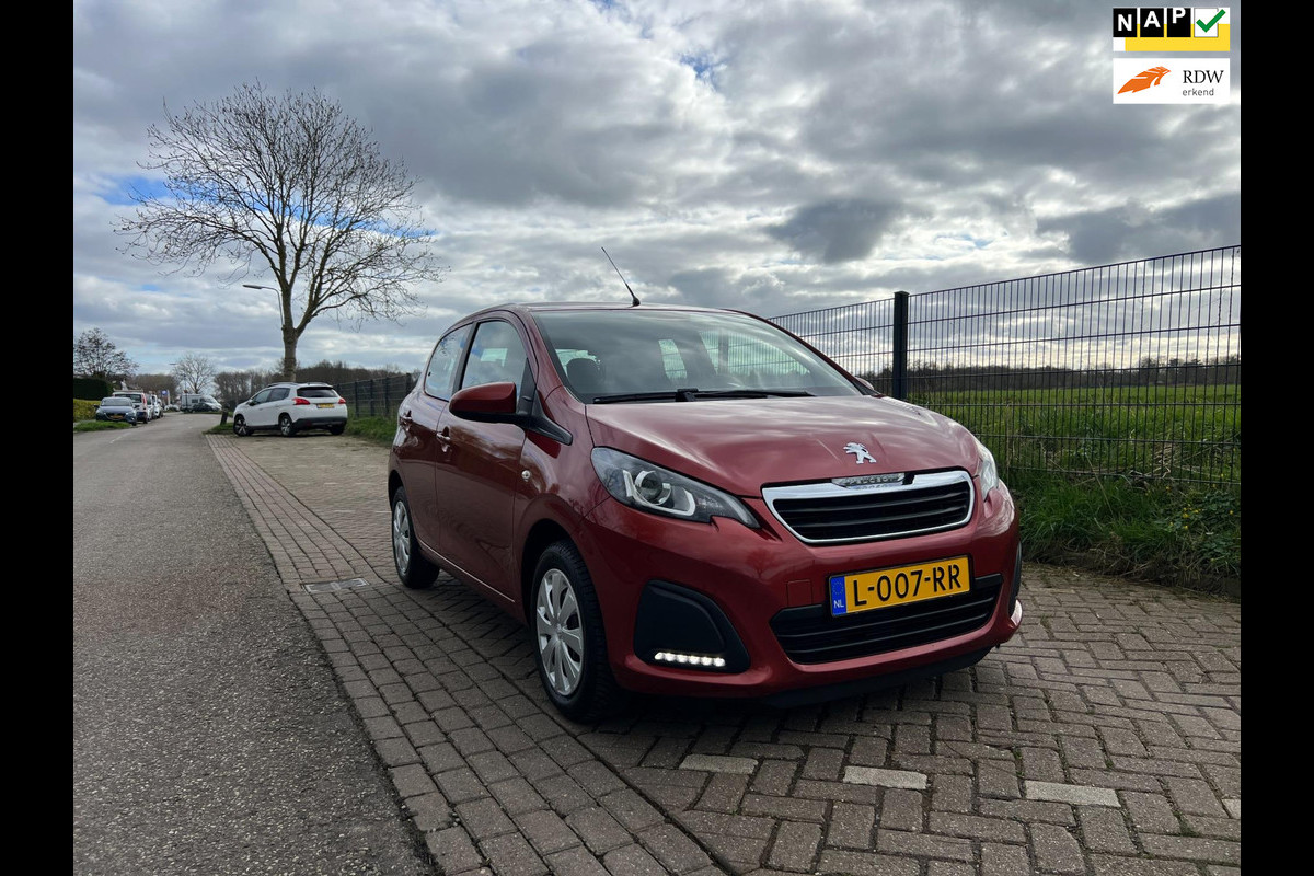 Peugeot 108 1.0 e-VTi Active, Airconditioning, Apple CarPlay, Navigatie, Bluetooth, 1e eigenaar en Boekjes aanwezig