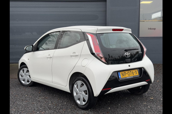 Toyota Aygo 1.0 VVT-i x-play 2e Eigenaar,Navi,Airco,Cruise,Camera,Elek Ramen,N.A.P,APK tot 03-2025