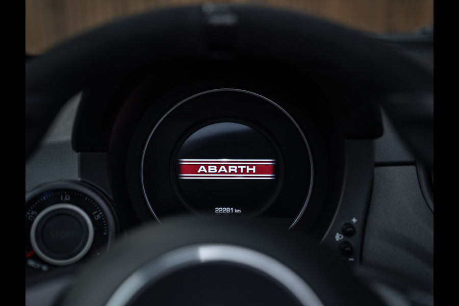 Abarth 595 C Competizione | Carplay | Sabelt stoelen | Monza | 1e eigenaar | Giallo Modena