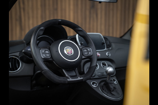 Abarth 595 C Competizione | Carplay | Sabelt stoelen | Monza | 1e eigenaar | Giallo Modena