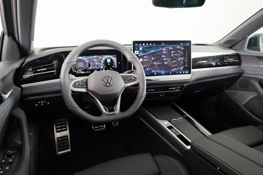 Volkswagen Passat Variant R-Line Business 1.5 eHybrid 150 kW / 204 pk Varian t 6 versn. DSG