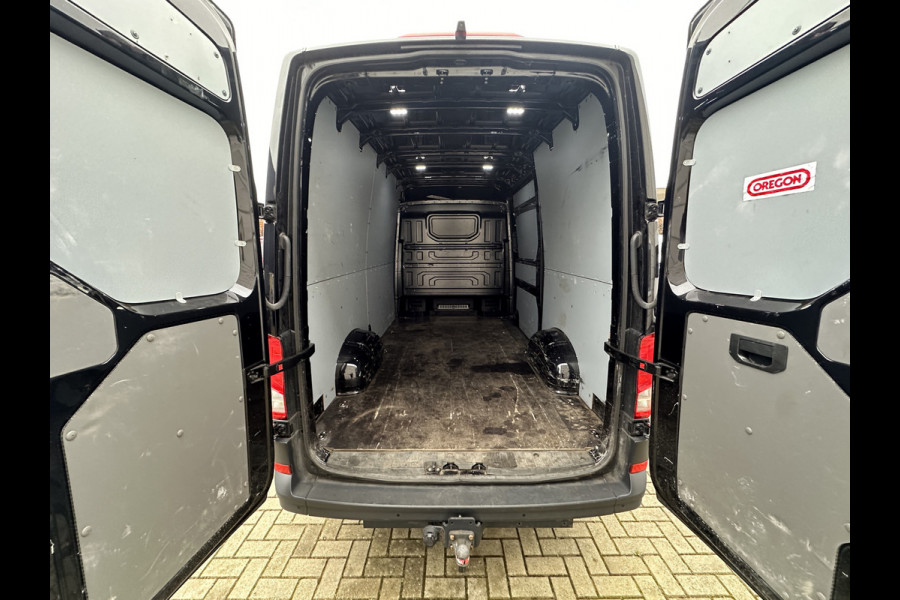 Volkswagen Crafter 35 2.0 TDI 177PK**BPM VRIJ** EURO6 L3H3 Achteruitrijcamera/trekhaak/app connect