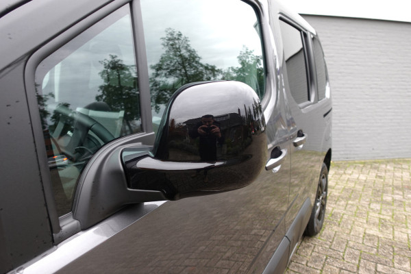 Citroën Berlingo 1.2 PureTech Feel | AUTOMAAT | CLIMA | A. CAMERA | DODEHOEK | HOGE INSTAP | 3.489 KM.