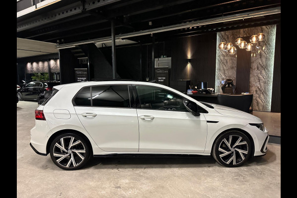 Volkswagen Golf 1.5 eTSI|3X R-Line|PANO|FULL OPTION!